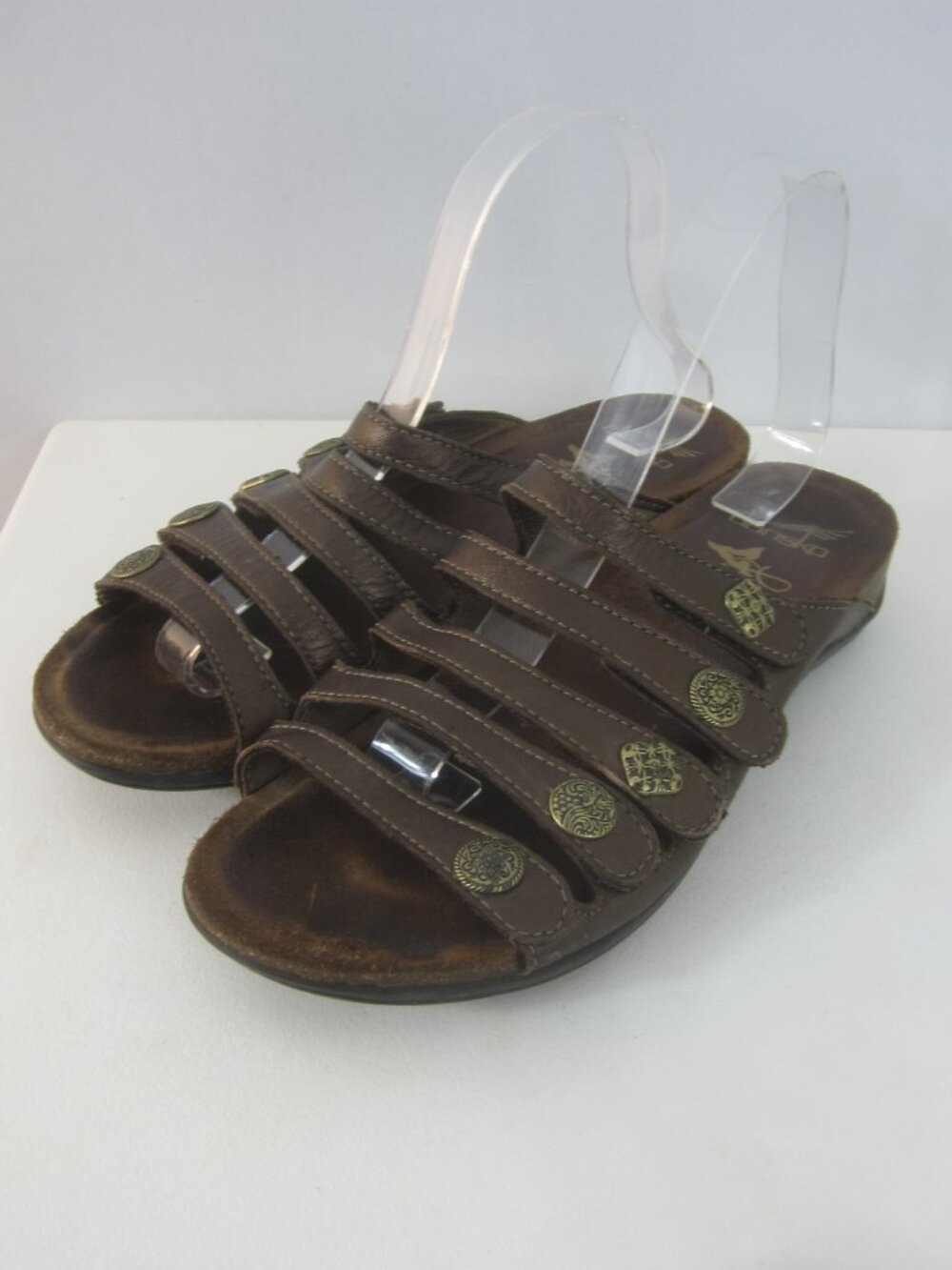 Dansko Women 9.5 / 10 Janie Bronze  Button Adjustable Strap Slide Sandals EU 40